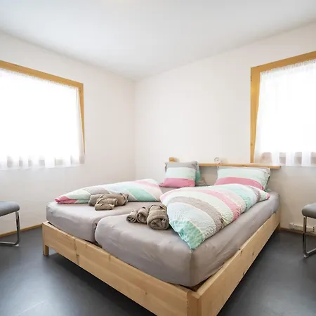 Chasa Bazzell Appartement Ftan